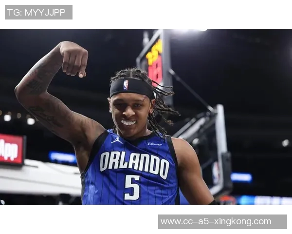 小凯文波特表现惨淡13投仅2中三分球全失仅得5分助攻7次却出现6次失误 小凯文波特表现惨淡13投仅2中三分球全失仅得5分助攻7次却出现6次失误