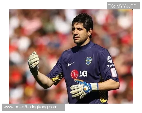 意甲最佳阵容揭晓莱奥安古伊萨领衔萨56入选表现出色